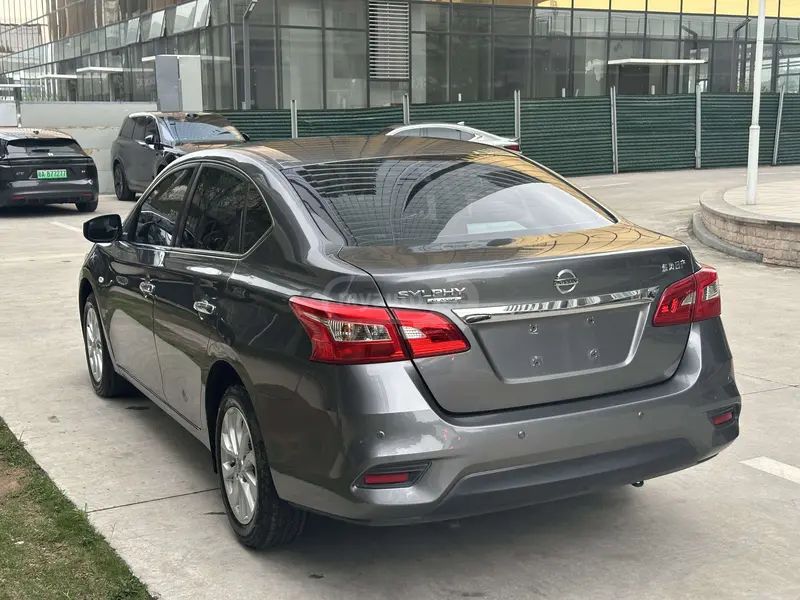 Nissan Sylphy 2022 — миниатюра 5