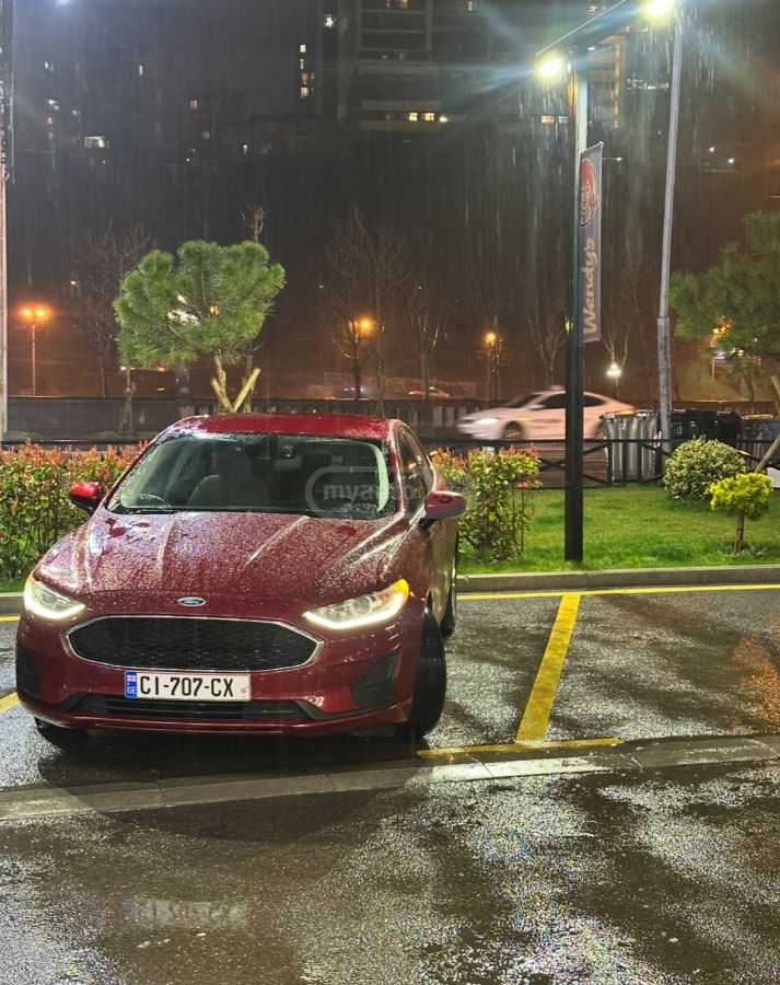 Ford Fusion - фото 6