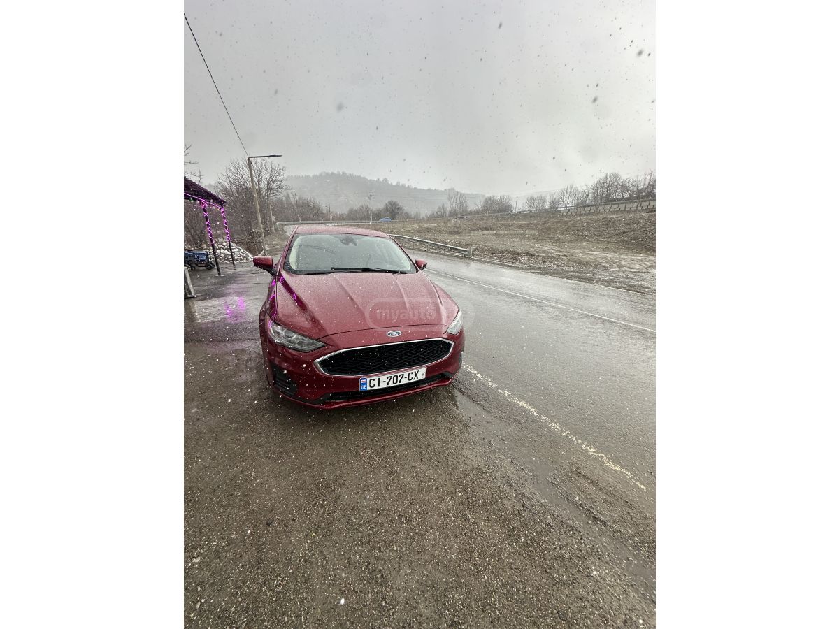 Ford Fusion - фото 8