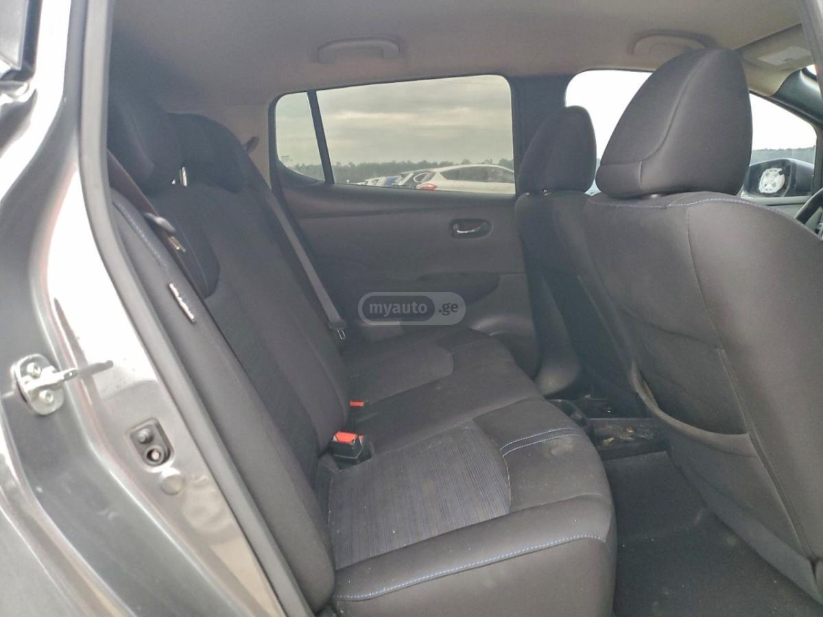 Nissan Leaf 2024 — миниатюра 11