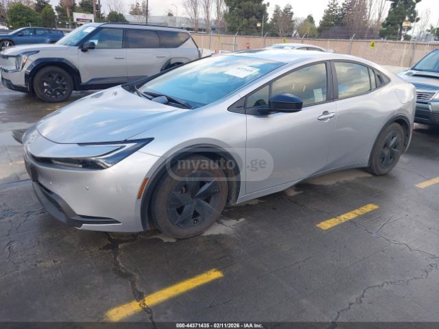 Toyota Prius 2025 — миниатюра 2