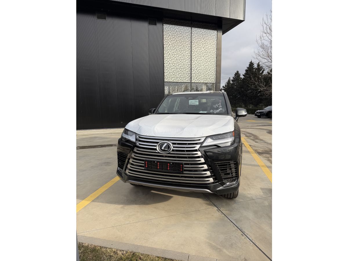 Lexus LX 500 - фото 1