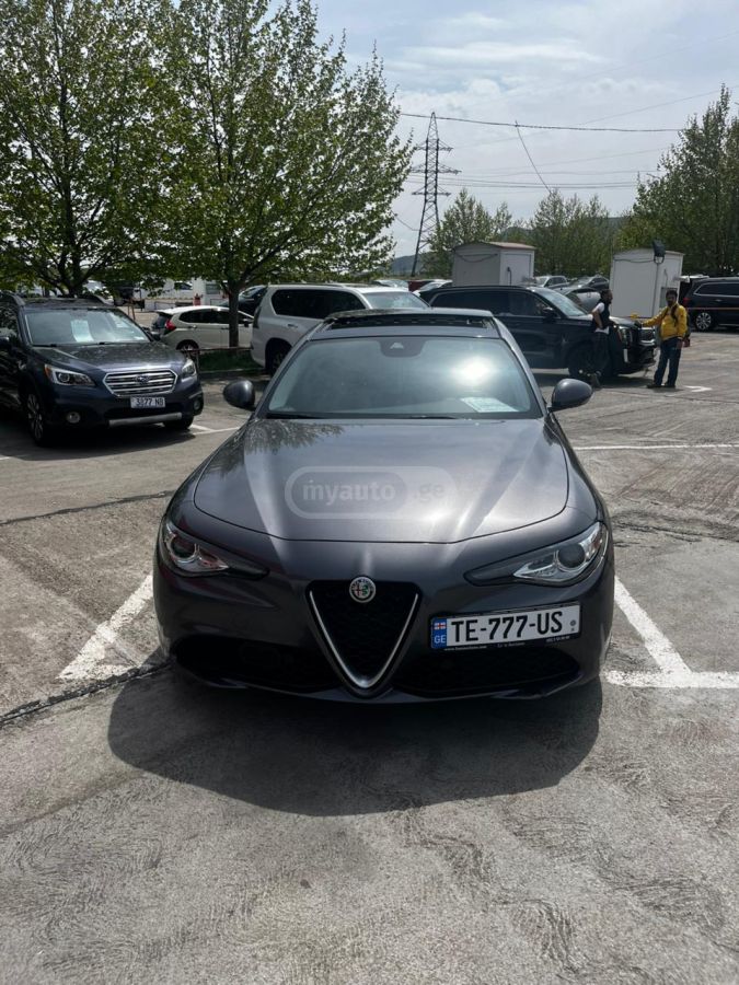 Alfa Romeo Giulia - фото 7