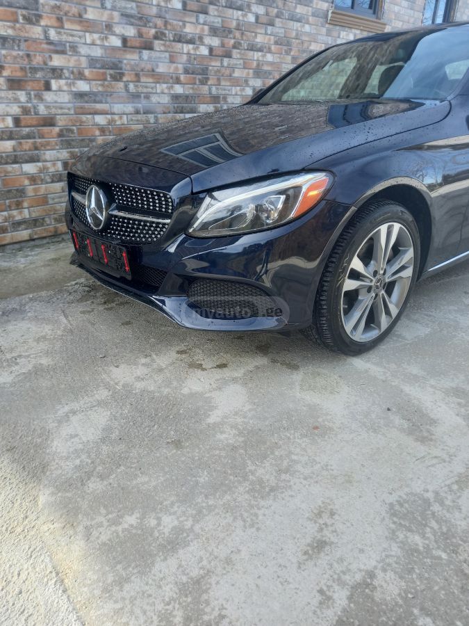 Mercedes-Benz C 300 - фото 3