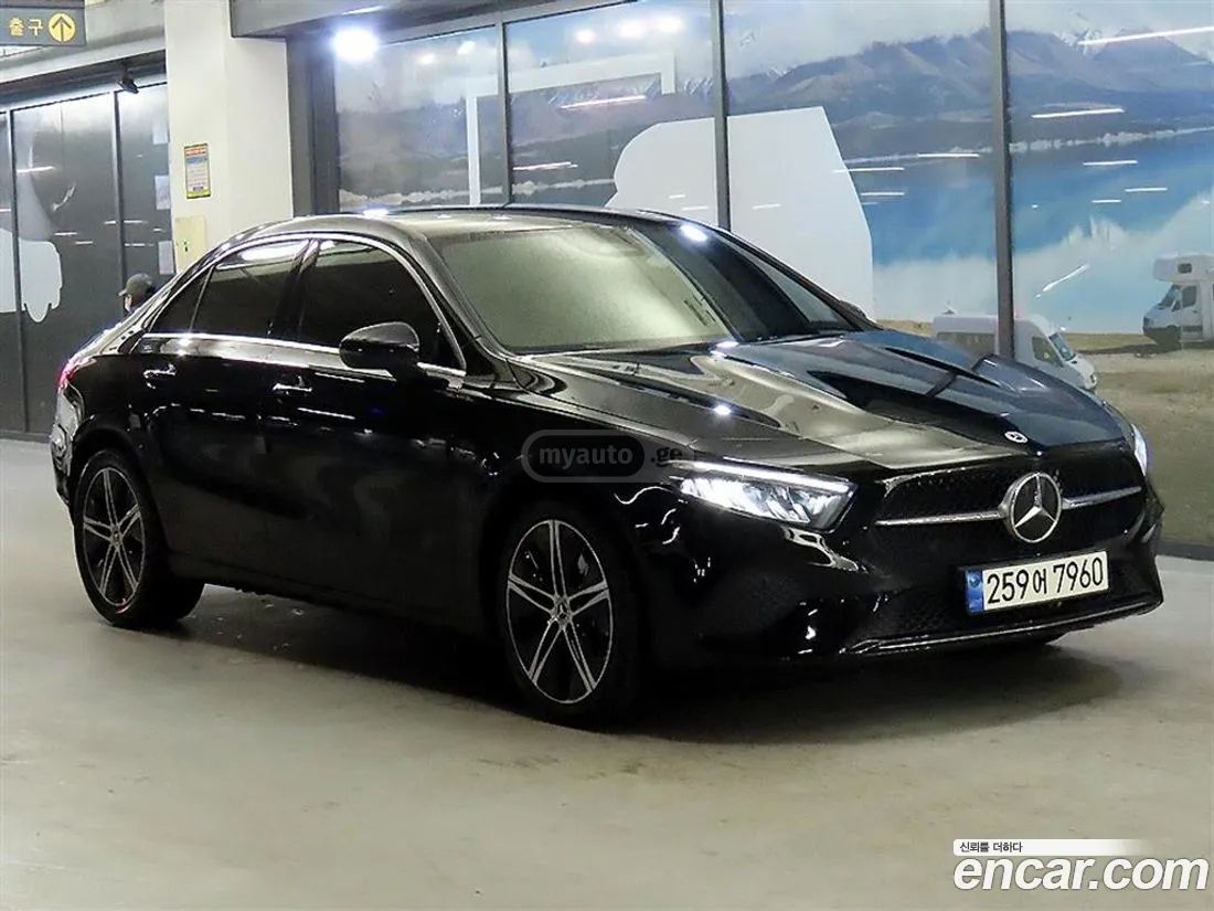 Mercedes-Benz A 45 AMG 2024 — миниатюра 1