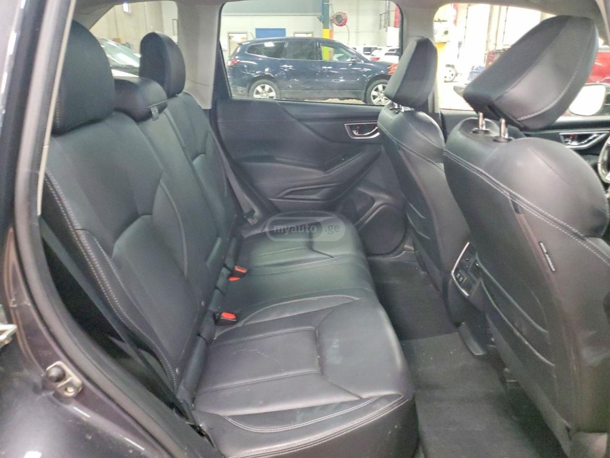 Subaru Forester - фото 11