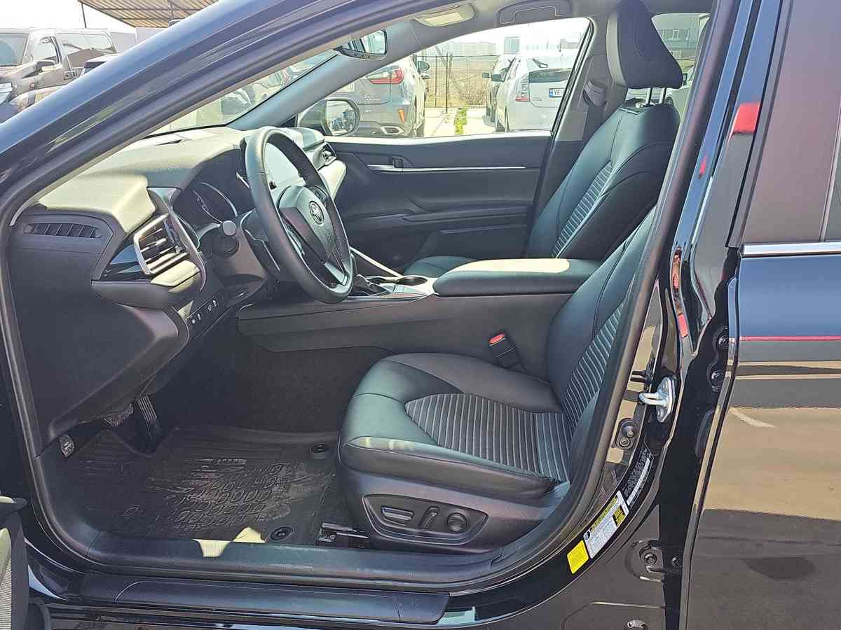 Toyota Toyota Camry — миниатюра 9