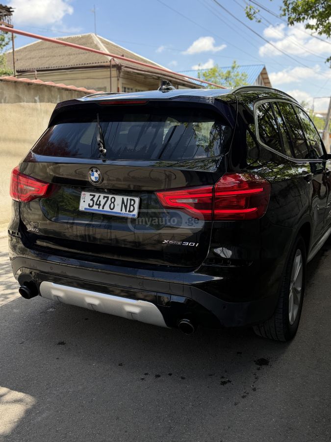 BMW X3 - фото 7