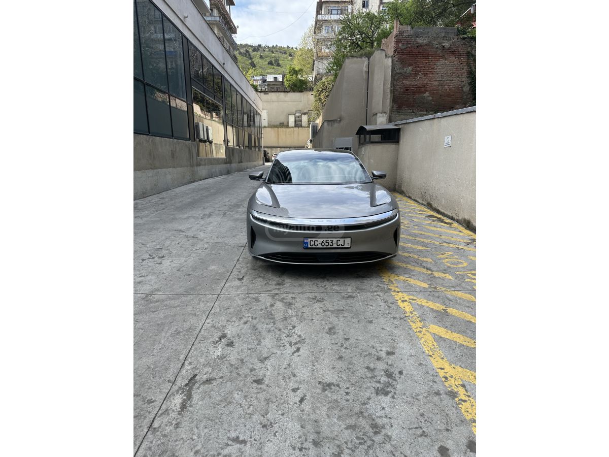 Tesla Model 3 - фото 7