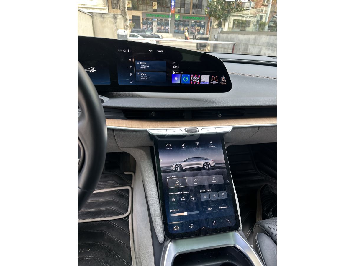 Tesla Model 3 - фото 8