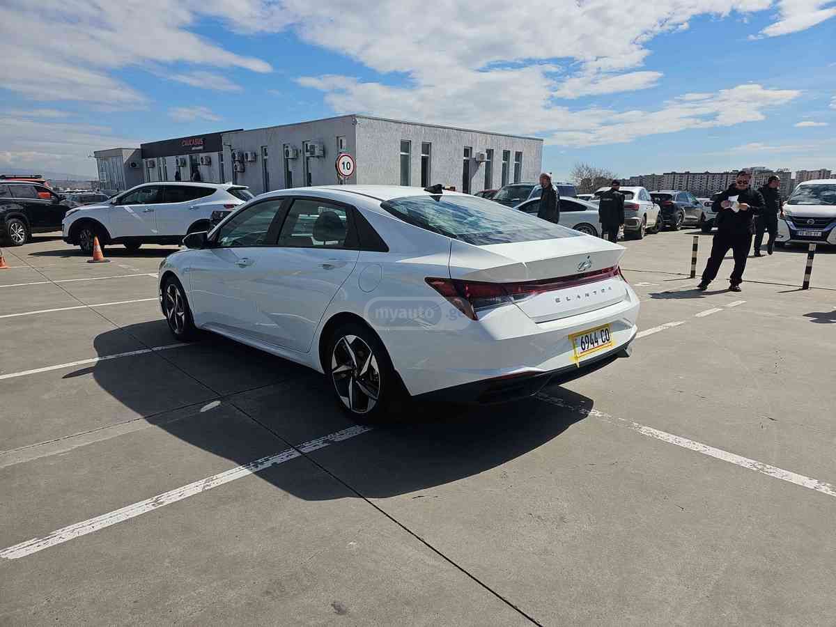 Hyundai Hyundai Elantra — миниатюра 6