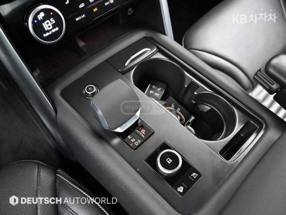 Land Rover Discovery 5 / LR5 2022 — миниатюра 7