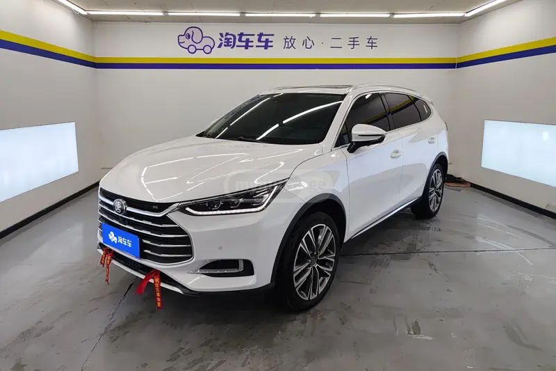 BYD Tang - фото 1