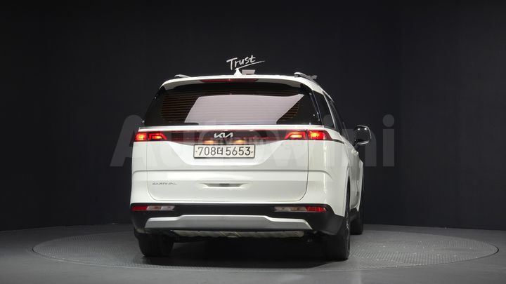 Kia Sedona - фото 4