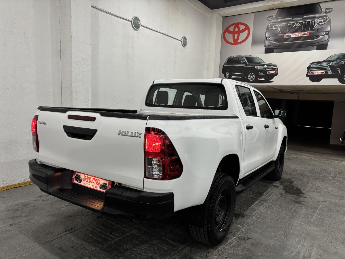 Toyota Land Cruiser Prado - фото 13