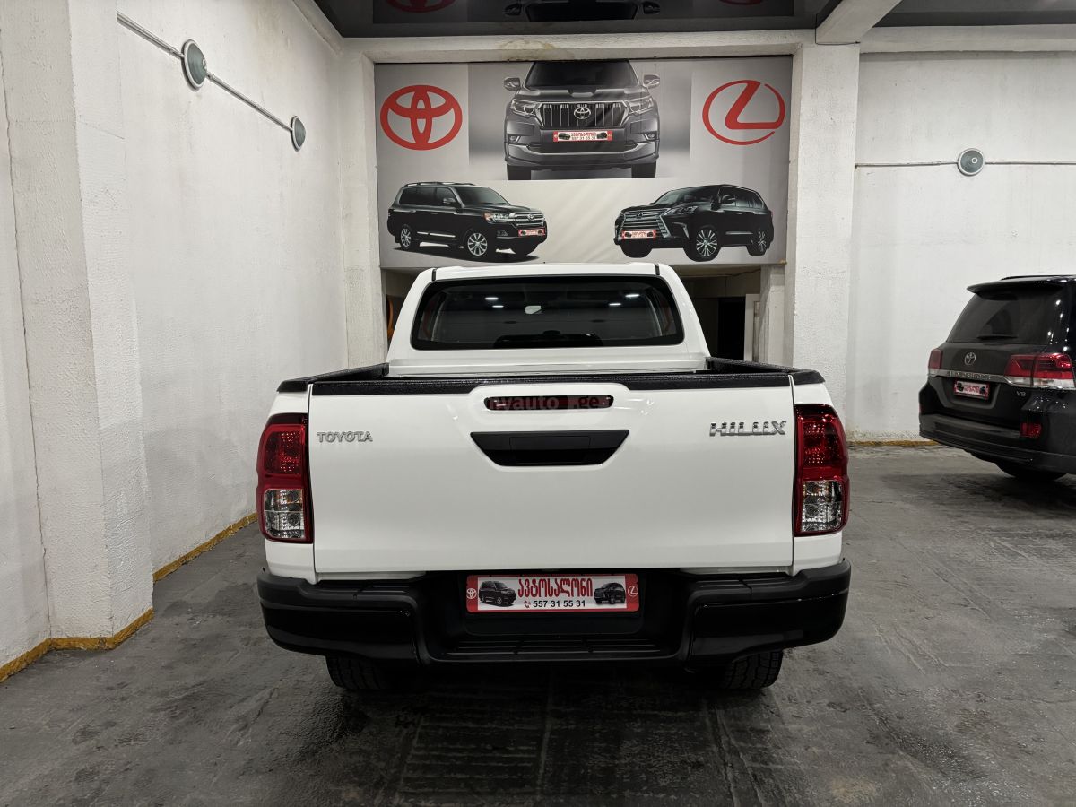 Toyota Land Cruiser Prado - фото 8