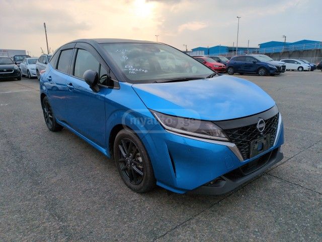 Nissan Note - фото 1