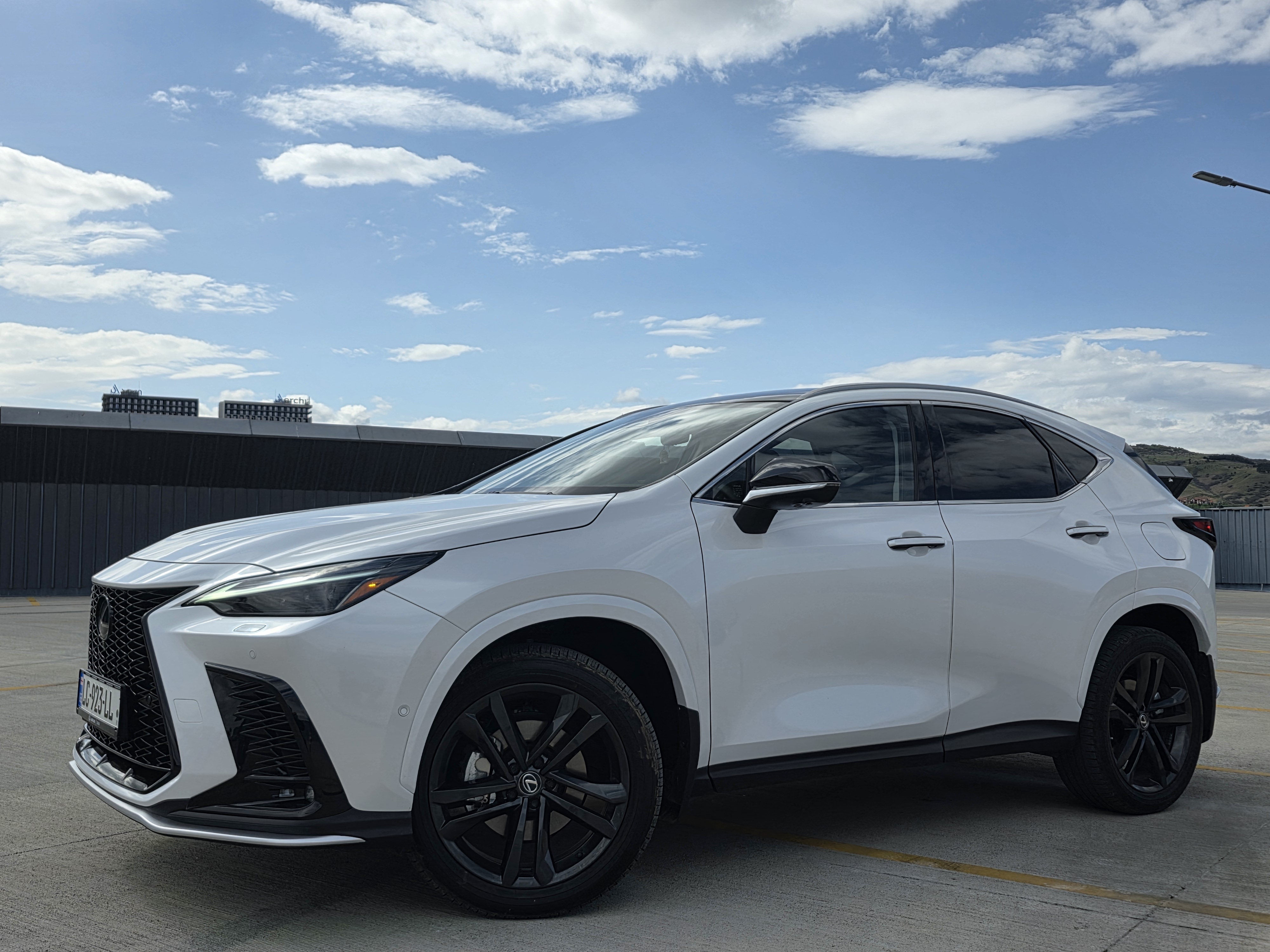 Lexus NX 450 - фото 2