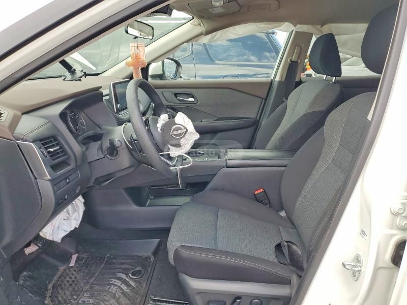 Nissan Rogue 2023 — миниатюра 7