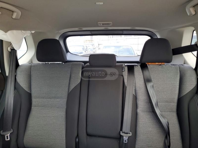 Nissan Rogue 2023 — миниатюра 9