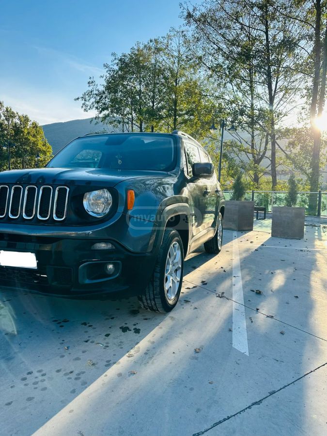 Jeep Renegade - фото 4