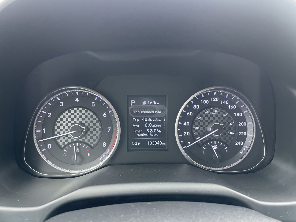 Hyundai Elantra - фото 12