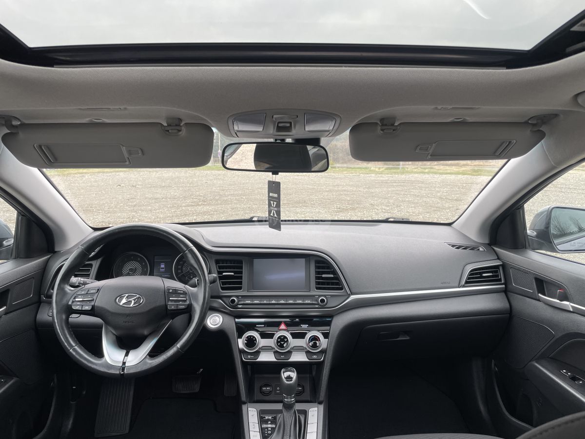 Hyundai Elantra - фото 7