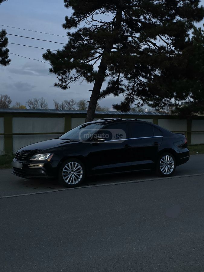 Volkswagen Jetta - фото 2
