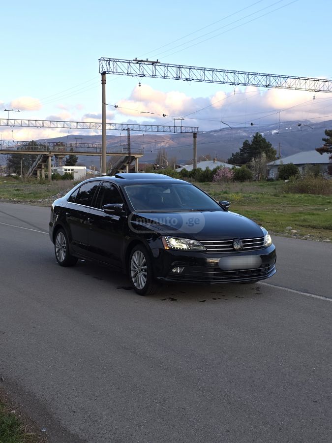 Volkswagen Jetta - фото 6
