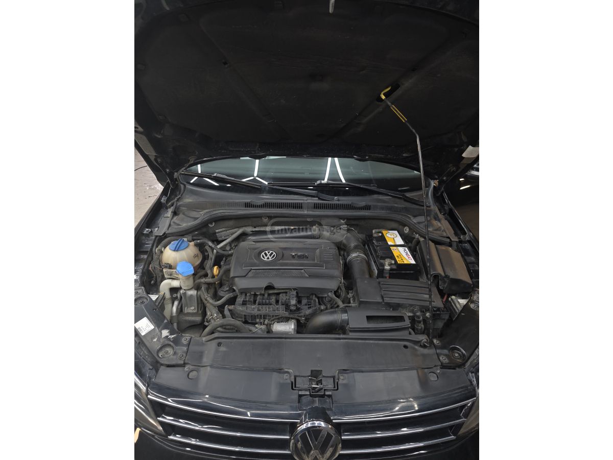Volkswagen Jetta - фото 9