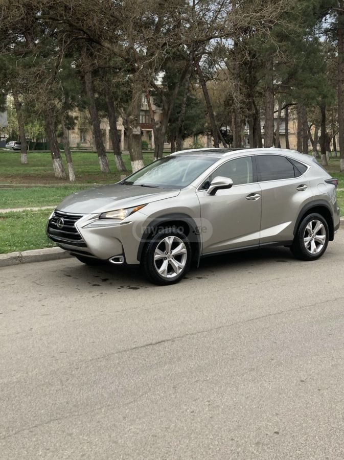 Lexus NX 200 - фото 6