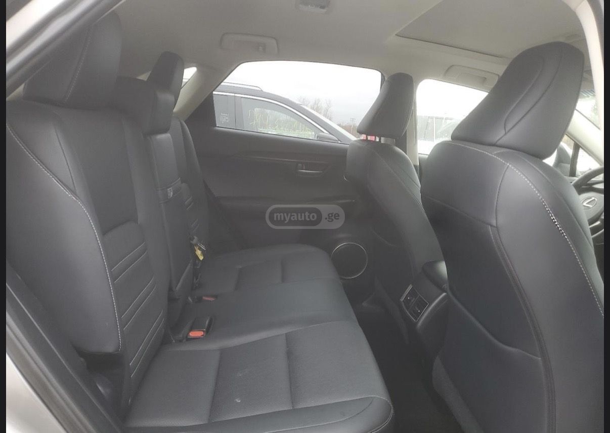 Lexus NX 200 - фото 8