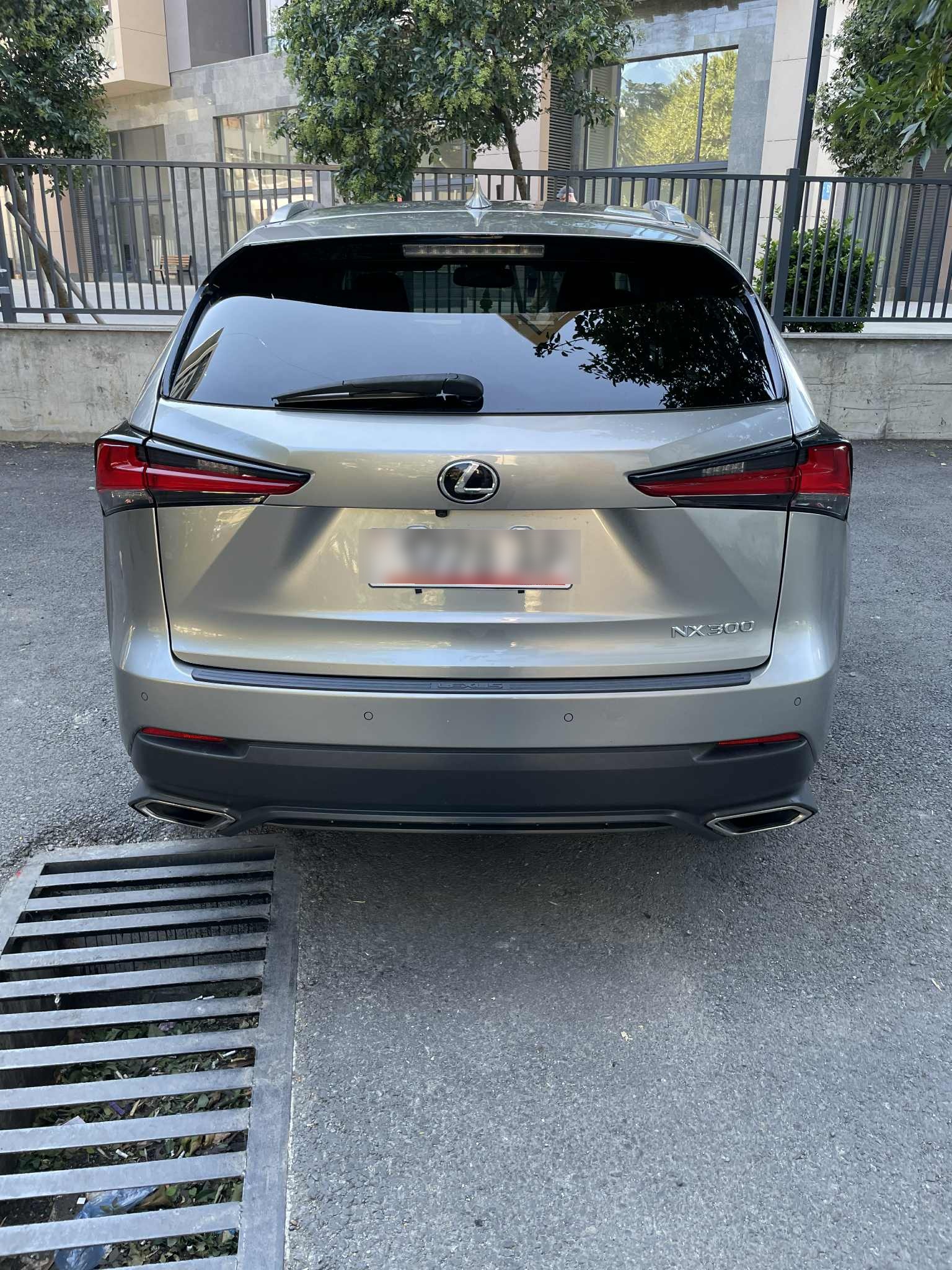 Lexus NX 300 - фото 4