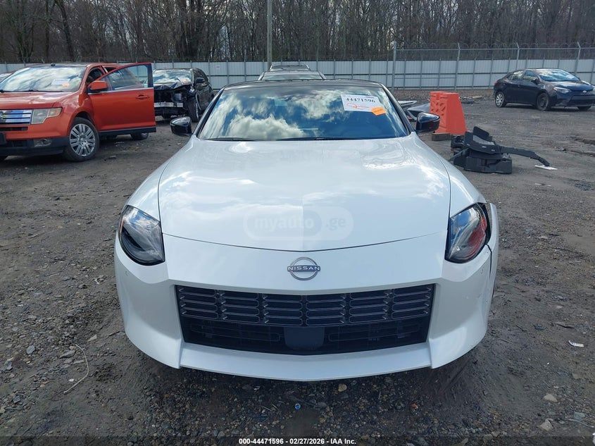 Nissan 370 Z 2024 — миниатюра 12