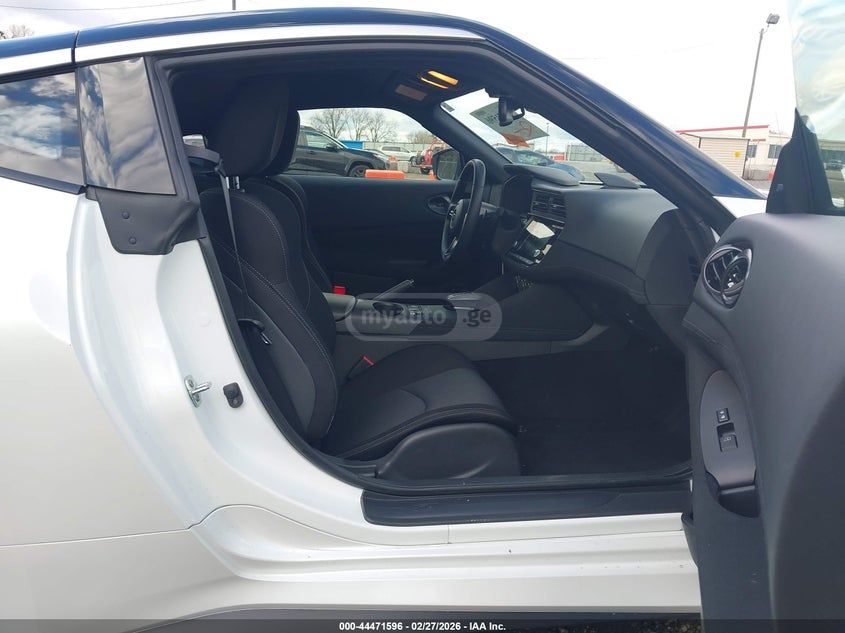 Nissan 370 Z 2024 — миниатюра 5