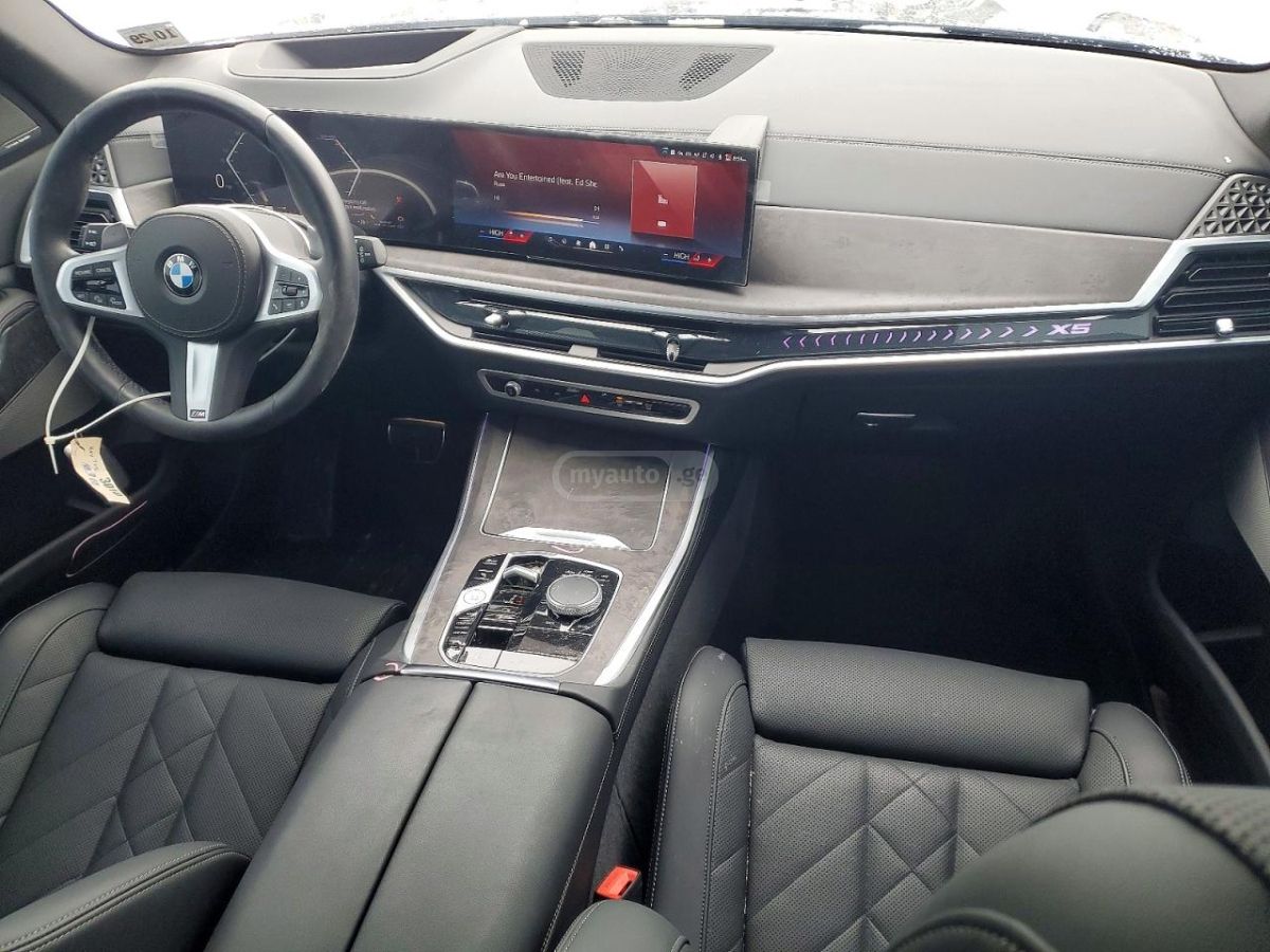 BMW X5 - фото 8