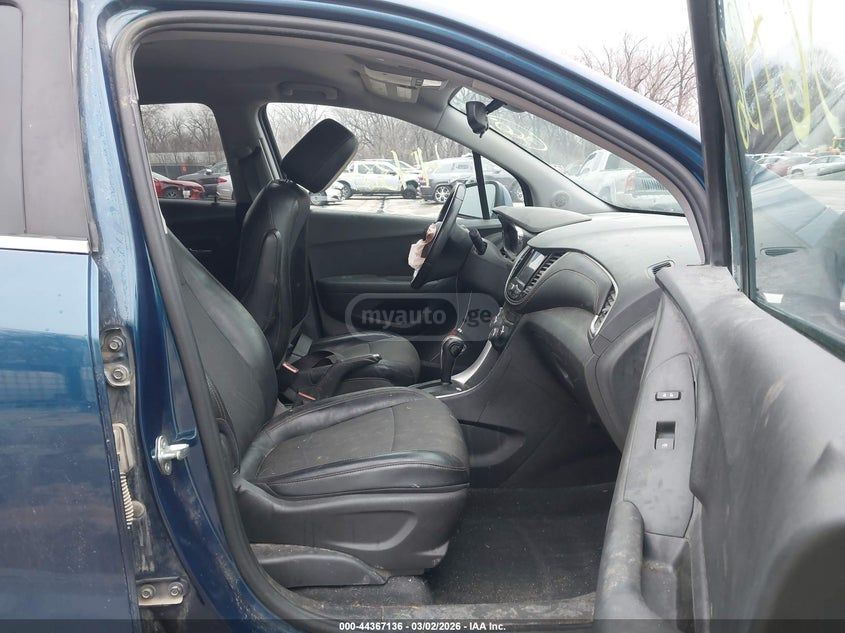 Chevrolet Trax - фото 5