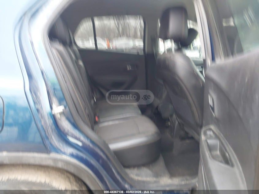 Chevrolet Trax - фото 8