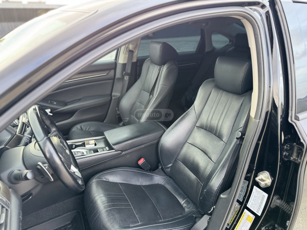 Honda Accord - фото 8