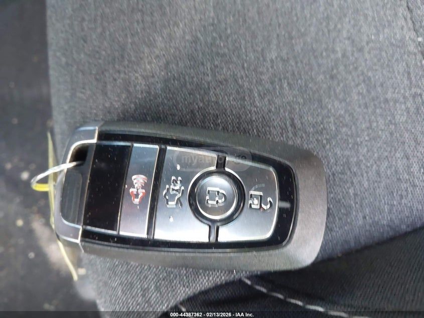 Ford Mustang 2025 — миниатюра 10