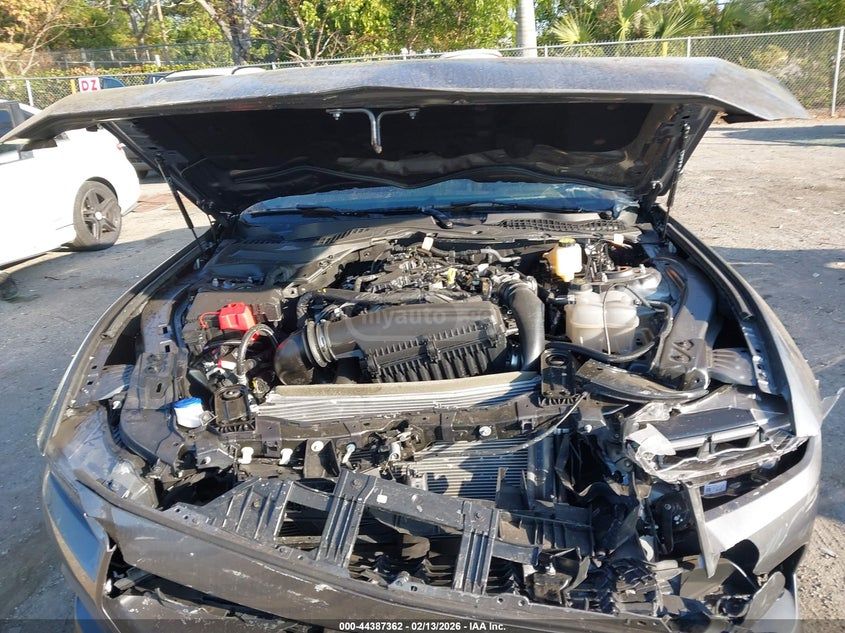 Ford Mustang 2025 — миниатюра 9