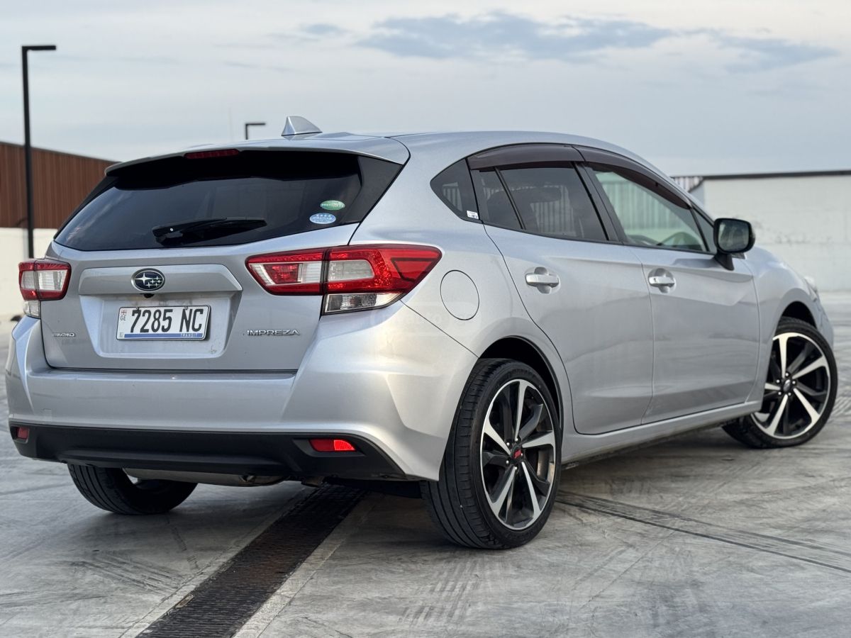 Subaru Impreza - фото 3