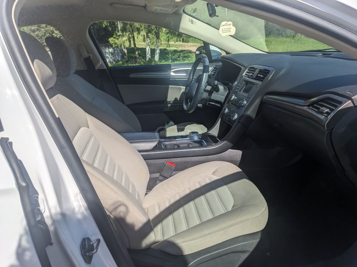 Ford Fusion - фото 10