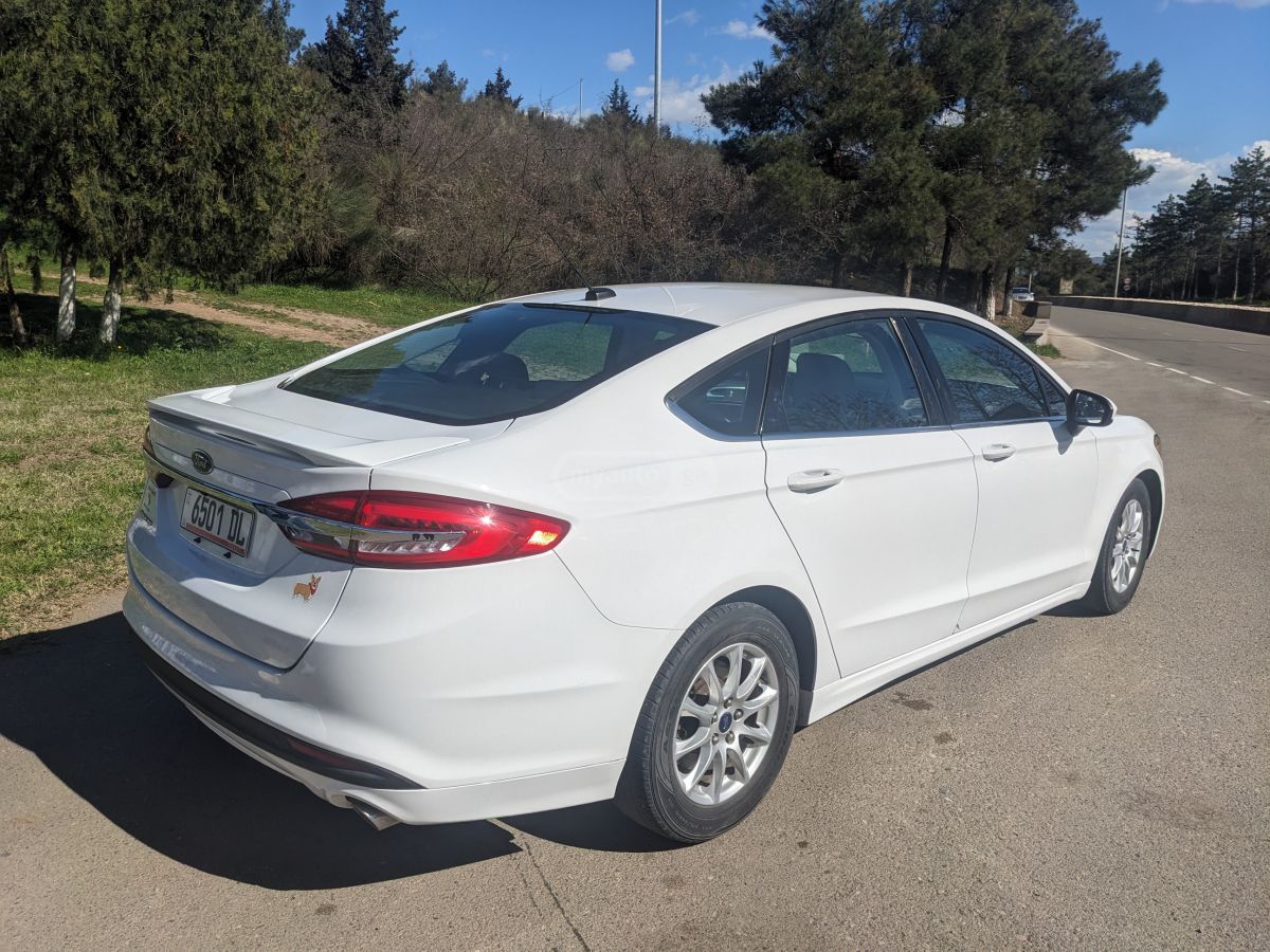 Ford Fusion - фото 6