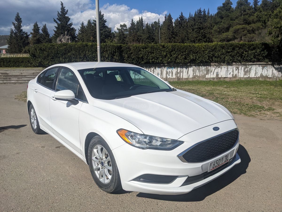 Ford Fusion - фото 8