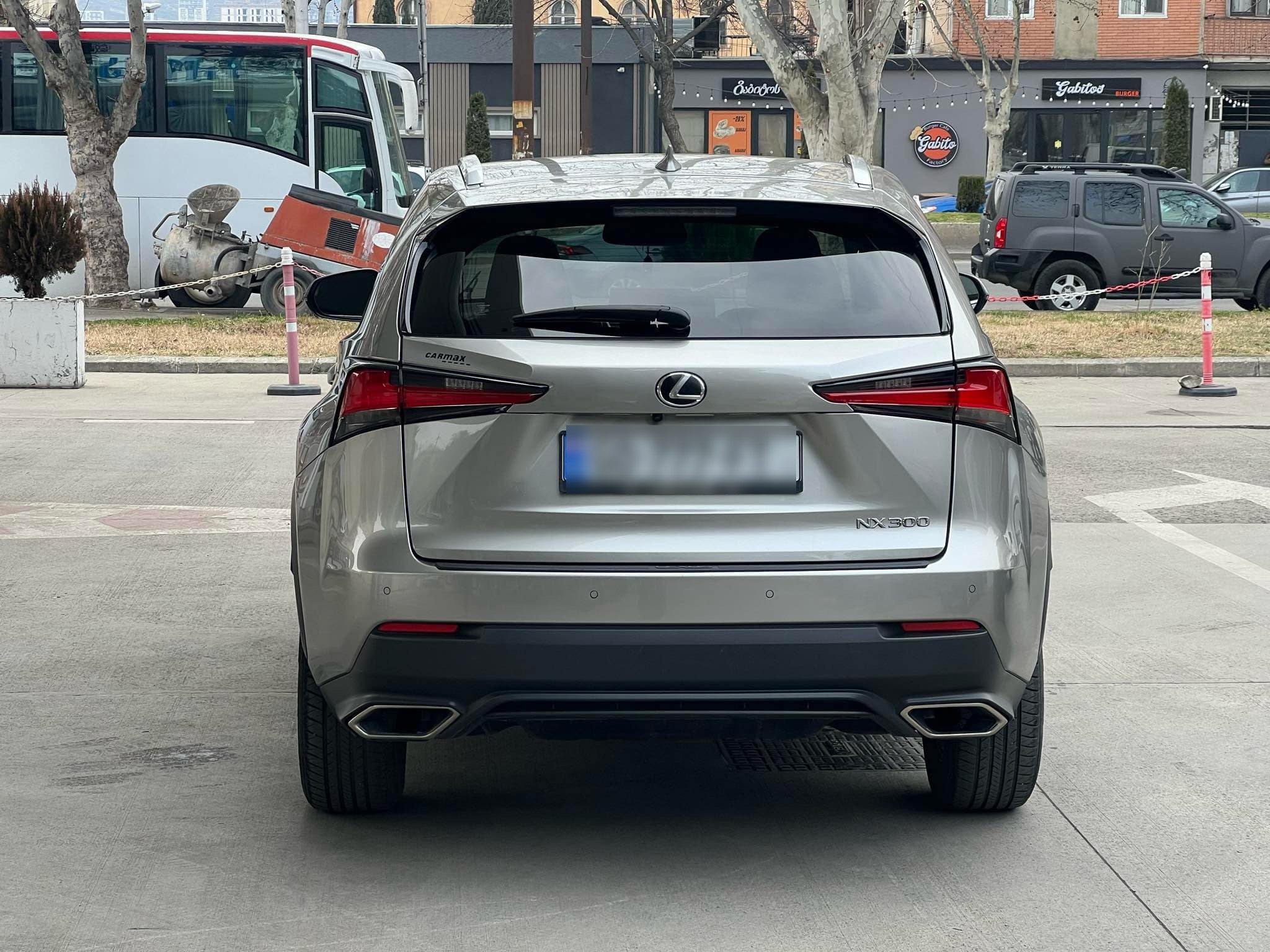 Lexus NX 300 - фото 2