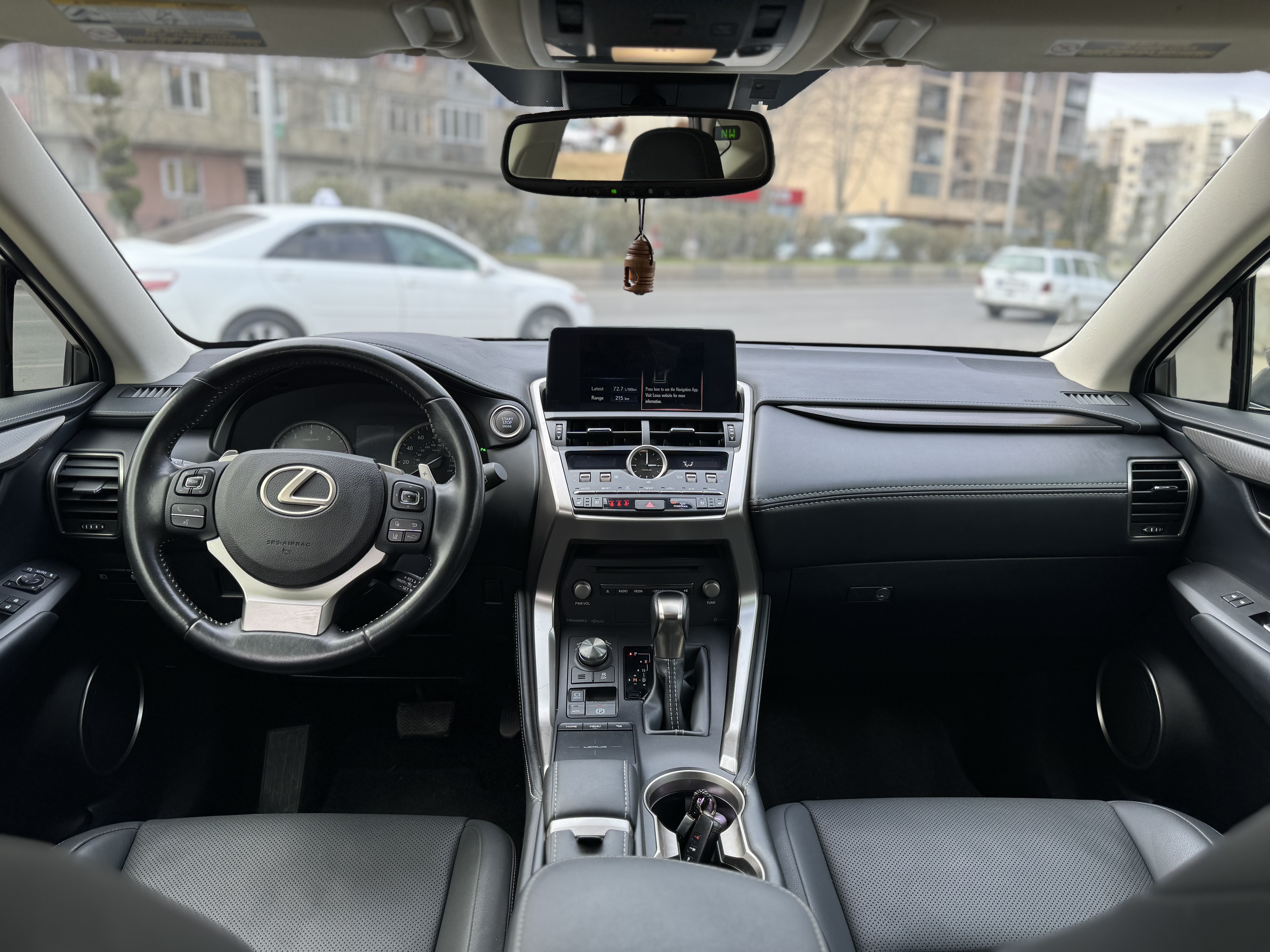 Lexus NX 300 - фото 7
