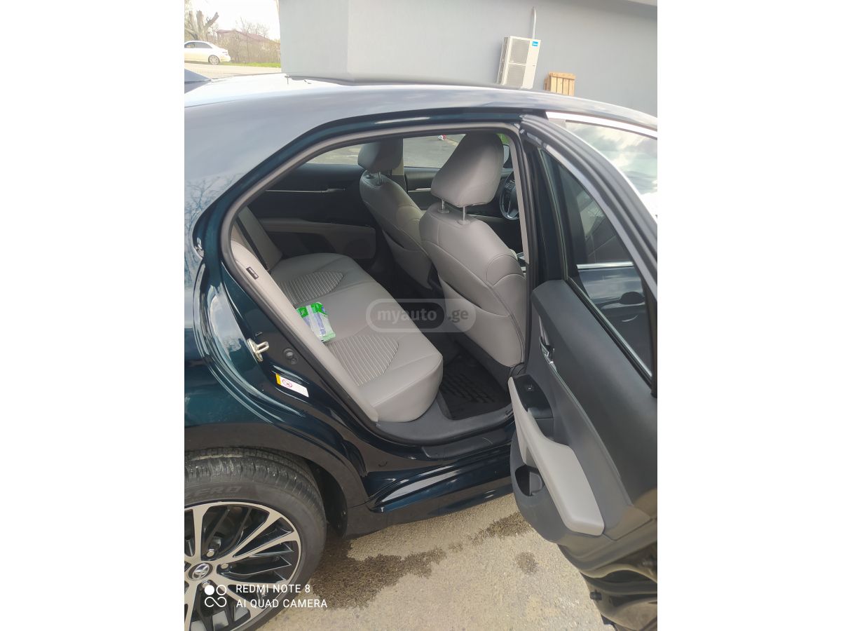 Toyota Camry - фото 7