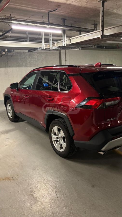 Toyota RAV 4 - фото 5