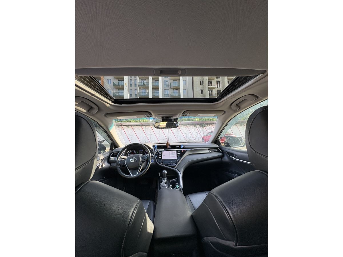 Toyota Camry - фото 5